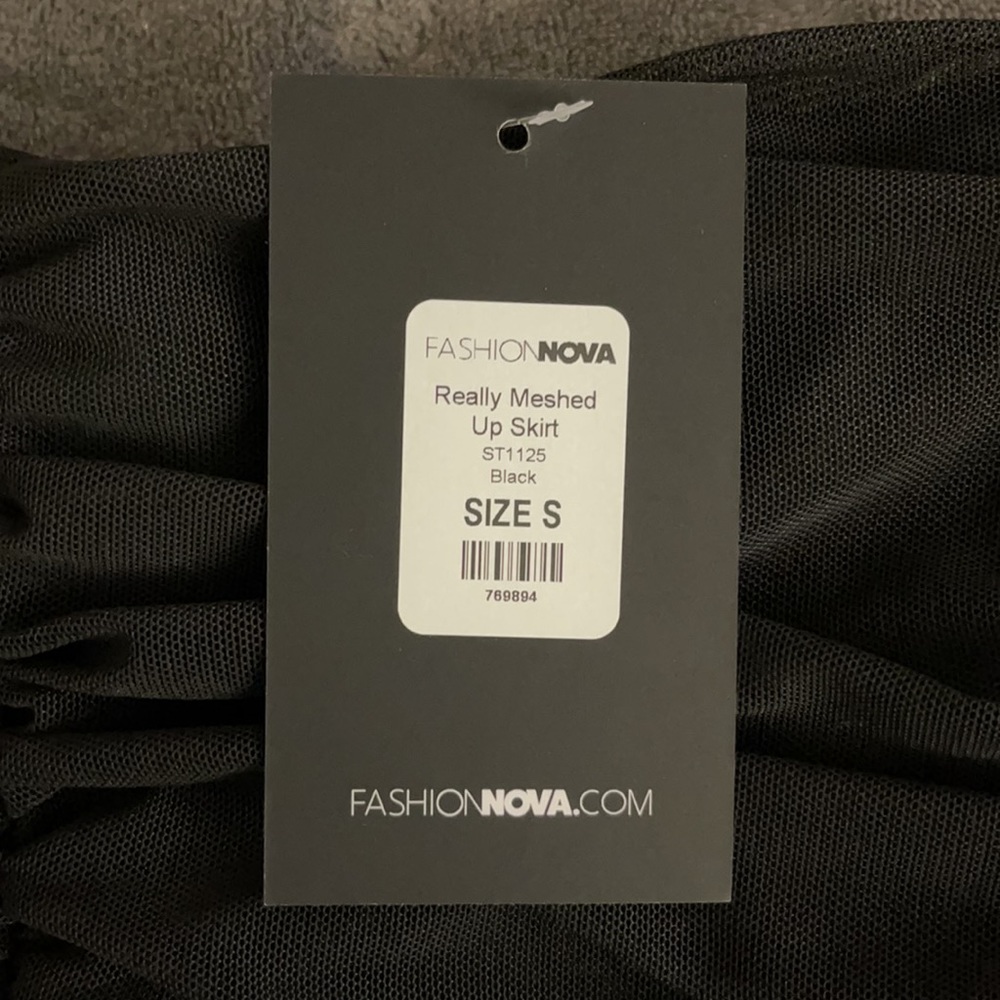Black Rushed skirt - Picture 3 of 6